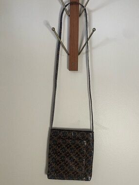 Vintage 90's VANELI Embossed Mandala Vegan Leather Crossbody Bag